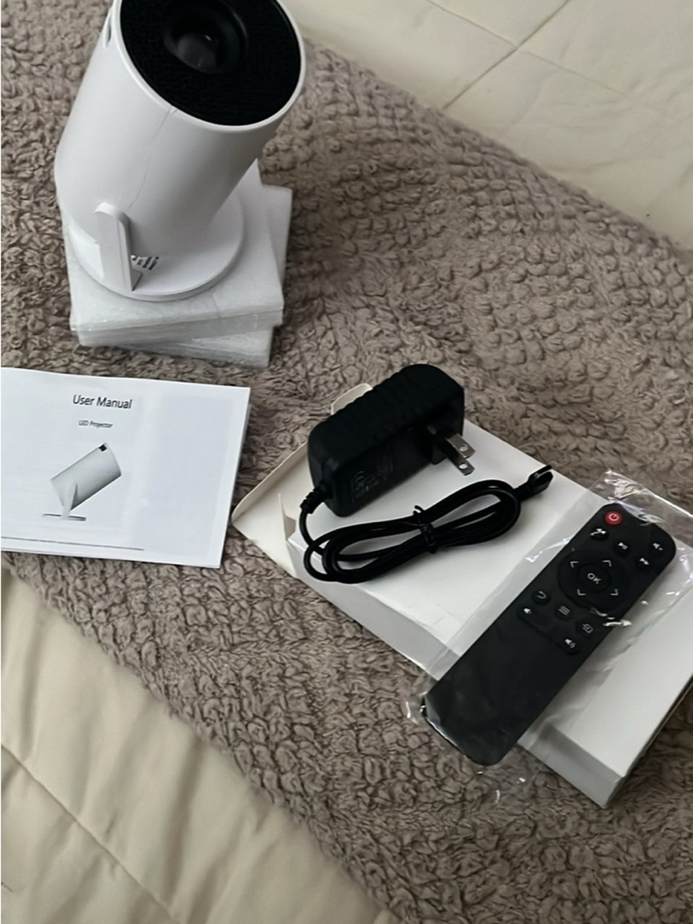 Mini LED Projector with Remote - White